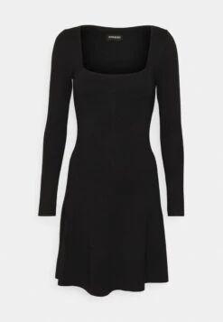 Even&Odd ECKIGER AUSSCHNITT MINI STRICKKLEID - Strickkleid - Black 9 Even&Odd ECKIGER AUSSCHNITT MINI STRICKKLEID - Strickkleid - Black -Even&Odd Winkel 02fc65678b964a74a7f8ac609f600649