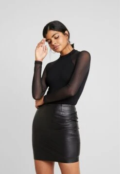 Even&Odd Long Sleeved Top - Black