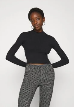 Even&Odd 2 PACK - Strickpullover - Black/white 10 Even&Odd 2 PACK - Strickpullover - Black/white -Even&Odd Winkel 104210003eb045fc9abf59f2acf8adca