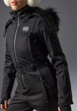 SKI SUIT WITH ADJUSTABLE BELT AND DETACHABLE FUR HOOD - Snowsuit - Black -Even&Odd Winkel 1cd28ae9fadc47eaaa09d8e690c82451