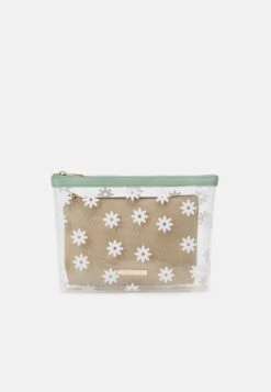 Even&Odd 3PACK - Kosmetiktasche - Green/ Khaki 9 Even&Odd 3PACK - Kosmetiktasche - Green/ Khaki -Even&Odd Winkel 1e6e871ec5db42998e80b867d37b488c