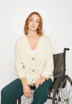 Even&Odd Strickjacke - Beige -Even&Odd Winkel 23b9950a06184bef9d25ed1516fd201f