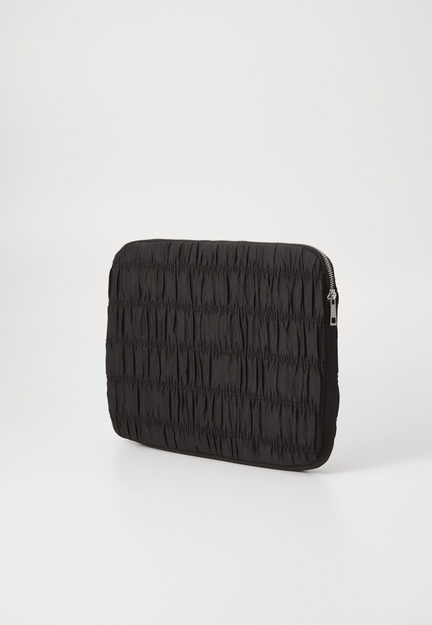 Even&Odd Laptop Bag - Black 1 Even&Odd Laptop Bag - Black