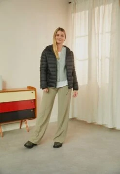 Even&Odd Daunenjacke - Black -Even&Odd Winkel 27cfa91366ab486e932f7b86cab93669