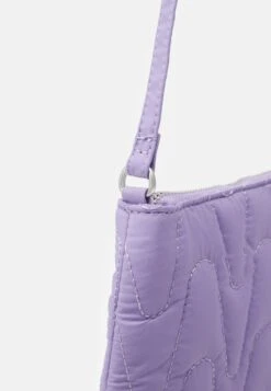 Even&Odd Umhängetasche - 404 - Purple -Even&Odd Winkel 50705ec234ef4e3baa5495645ed00a63