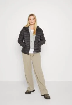 Even&Odd Daunenjacke - Black -Even&Odd Winkel 5ca5d3cb1bbe49d6a6a4b3ab70ff42b7