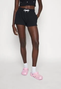 Even&Odd 2 PACK - Shorts - Black/yellow -Even&Odd Winkel 6d8c04bb9a6c4c0b92921c2e98a17ff3