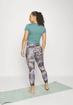 T-Shirt Basic - Blue-grey -Even&Odd Winkel 778b539c960c4f73b704a1f15d33071e