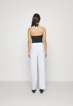 Body - Black 8 Body - Black -Even&Odd Winkel 7d5df073e3724a658b08bc883f708cc0