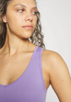 Top - Lilac 10 Top - Lilac -Even&Odd Winkel 7fc8267328454018945a59c034789430