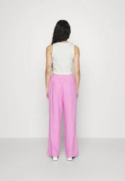 2 PACK - Top - Beige/white -Even&Odd Winkel 8609d330611743f58da6131cfe95af12