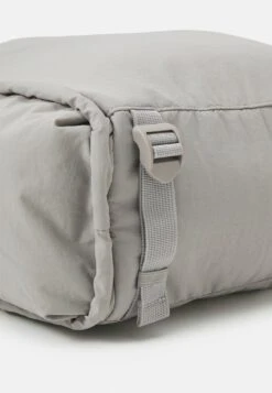 Even&Odd Sporttasche - Grey -Even&Odd Winkel 87710ff438af4636b3c9d72b1fdc0735