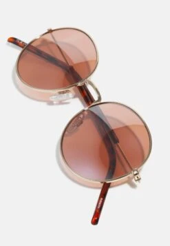 Even&Odd Sonnenbrille - Pink 9 Even&Odd Sonnenbrille - Pink -Even&Odd Winkel 8a3955664d7545a3a2bb7aff9311a7a8
