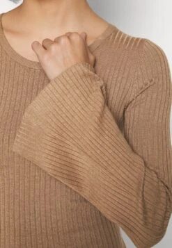 Even&Odd KNIT LOOSE FIT FLARED SLEEVES DRESS - Strickkleid - Camel -Even&Odd Winkel 985c9311c81247d590fd7ae7363ae86a