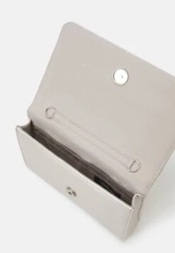 Even&Odd DISNEY MICKEY MOUSE - Clutch - Silver-coloured 8 Even&Odd DISNEY MICKEY MOUSE - Clutch - Silver-coloured -Even&Odd Winkel 9b7641c100f9498297a94bf7deca8db3