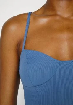 Even&Odd Top - Light Blue 11 Even&Odd Top - Light Blue -Even&Odd Winkel 9c3f77f6dd214cccb1a9ab74c2e7570b