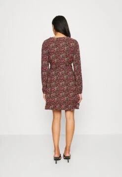 Even&Odd Freizeitkleid - Black/pink 8 Even&Odd Freizeitkleid - Black/pink -Even&Odd Winkel 9e5acb8363144abcbf017a1381a3fd2d