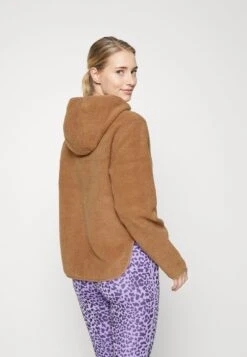 Fleecejacke - Light Brown -Even&Odd Winkel 9f78421cb48e444dba184121659098fe