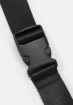 Even&Odd Gürteltasche - Black 10 Even&Odd Gürteltasche - Black -Even&Odd Winkel a21b355345fd4ea28c2a4e9d87ef9d61