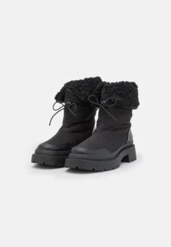 WINTER BOOT - Stiefelette - Black 8 WINTER BOOT - Stiefelette - Black -Even&Odd Winkel a754a5f759304cfe8cb98dabd830d0a3