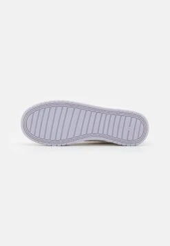 Even&Odd Sneaker Low - Lilac -Even&Odd Winkel a826e01763aa425a969f69ec0deca129