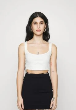 Top - 802 - Black_001 - White -Even&Odd Winkel b1130248533942d19dd7cddecc75f76b