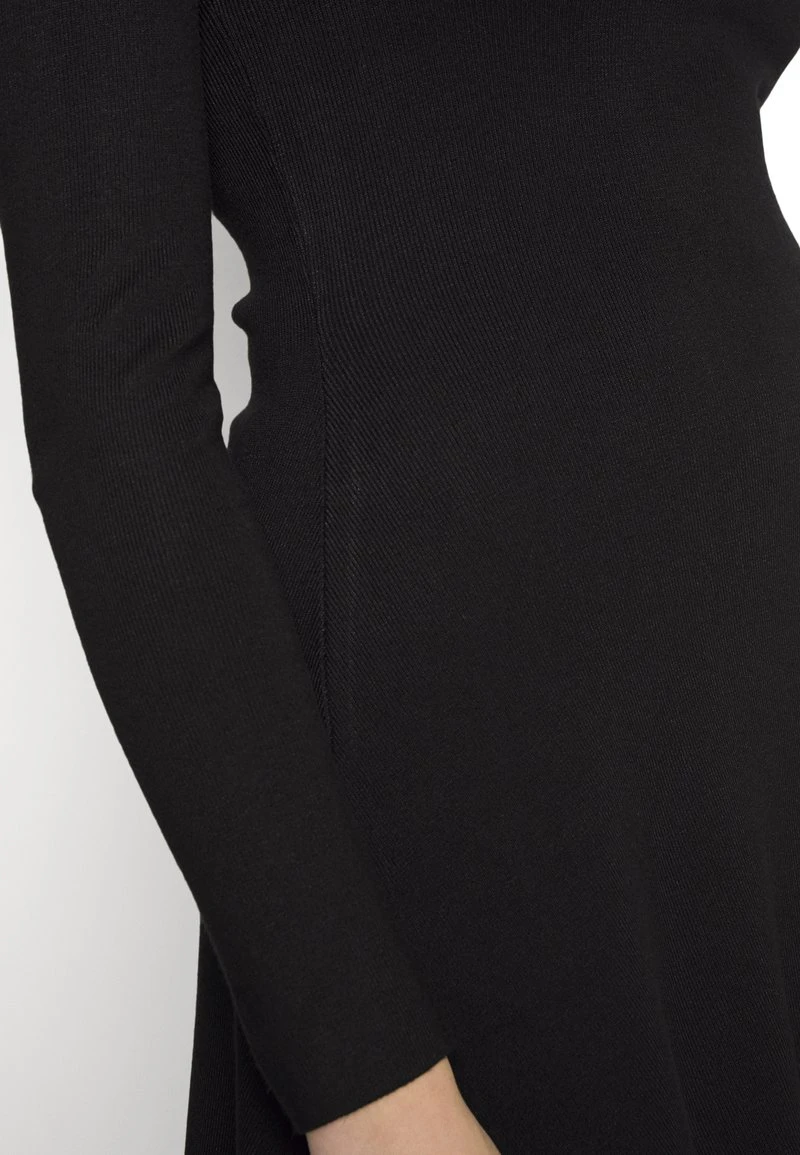 Even&Odd ECKIGER AUSSCHNITT MINI STRICKKLEID - Strickkleid - Black 5 Even&Odd ECKIGER AUSSCHNITT MINI STRICKKLEID - Strickkleid - Black – Bild 5