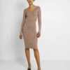 Even&Odd V AUSSCHNITT RIPP MINI STRICKKLEID - Etuikleid - Taupe