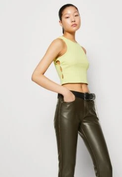 Even&Odd Top - Green 9 Even&Odd Top - Green -Even&Odd Winkel c2047ad211494bddb28233300d20d3b9