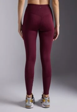 QUICK DRY FULL LENGTH HIGH RISE LEGGING - Leggings - Bordeaux -Even&Odd Winkel cb19fd06fa9a4daabbd45d74e97f539b
