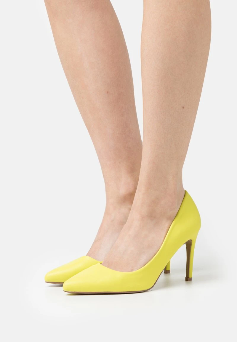 Pumps - Yellow 1 Pumps - Yellow