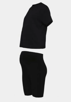 SET - Trainingsanzug - Black 10 SET - Trainingsanzug - Black -Even&Odd Winkel e8fc550aa426474692331af9d6ba8038