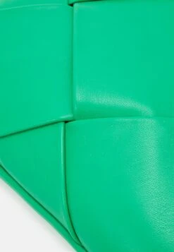 Even&Odd Clutch - Green 9 Even&Odd Clutch - Green -Even&Odd Winkel eaa92b162def484f8c4c1bad9b4039ae