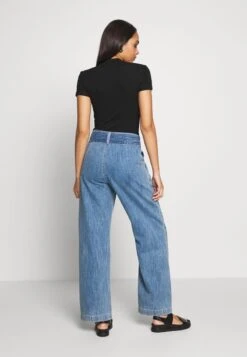 Even&Odd T-Shirt Basic - Black 8 Even&Odd T-Shirt Basic - Black -Even&Odd Winkel ec870a496e59431aa4b71a109e2601b4