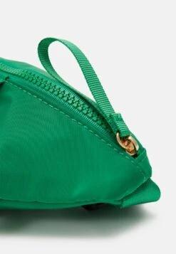 Even&Odd Gürteltasche - Green 10 Even&Odd Gürteltasche - Green -Even&Odd Winkel f8866440d3e045d7b5a87bb1632ab0ae