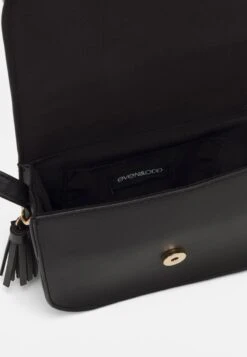 Even&Odd Umhängetasche - Black -Even&Odd Winkel fdb076bf8d254adea91b7bb5a42b591c